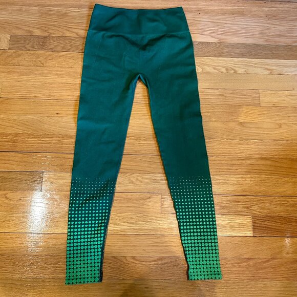 Fabletics High-Waisted Seamless Dot Legging Digital Ombre Size Sm-Med - Picture 4 of 9
